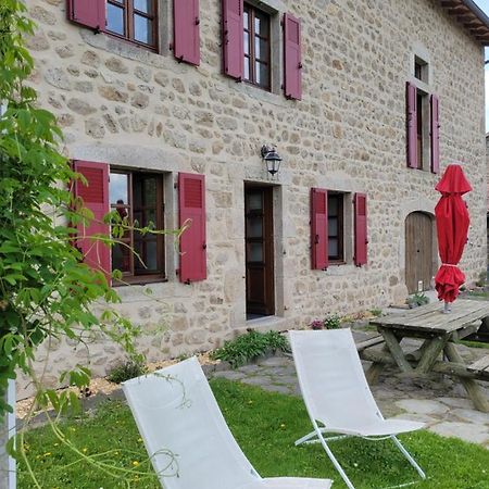Se Reconnecter A La Nature Au Gite 3 Etoiles De Montager A Saint Andre De Chalencon Kültér fotó