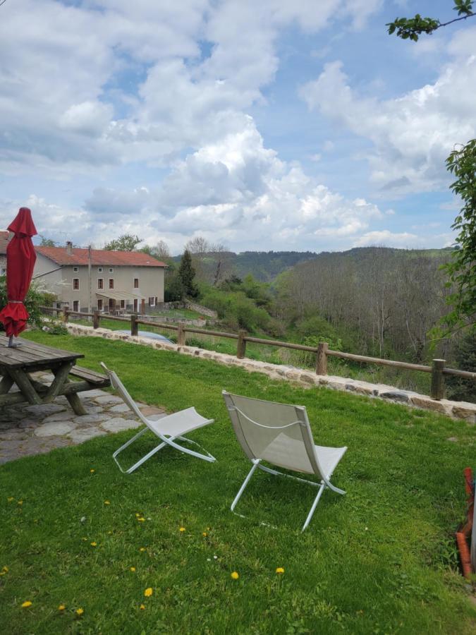 Se Reconnecter A La Nature Au Gite 3 Etoiles De Montager A Saint Andre De Chalencon Kültér fotó