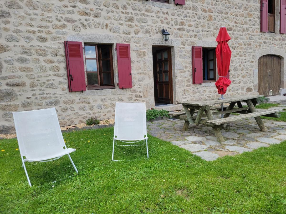 Se Reconnecter A La Nature Au Gite 3 Etoiles De Montager A Saint Andre De Chalencon Kültér fotó